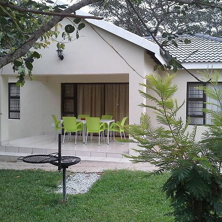 Sand River Cottages Hazyview Extérieur photo