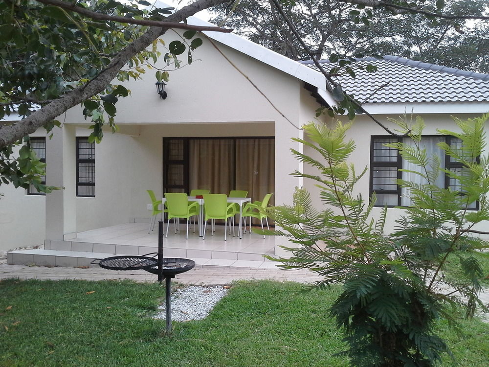 Sand River Cottages Hazyview Extérieur photo